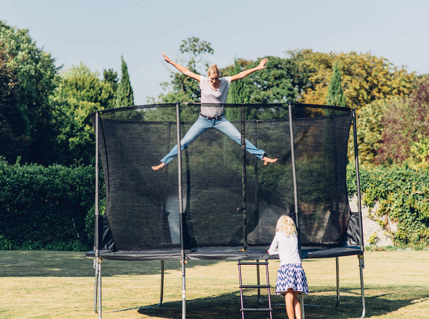 How to Set Up a Trampoline Safely