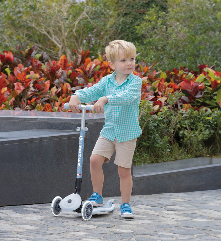 Globber Primo Foldable Scooter with Lights – Blueberry (EcoLogic Edition)